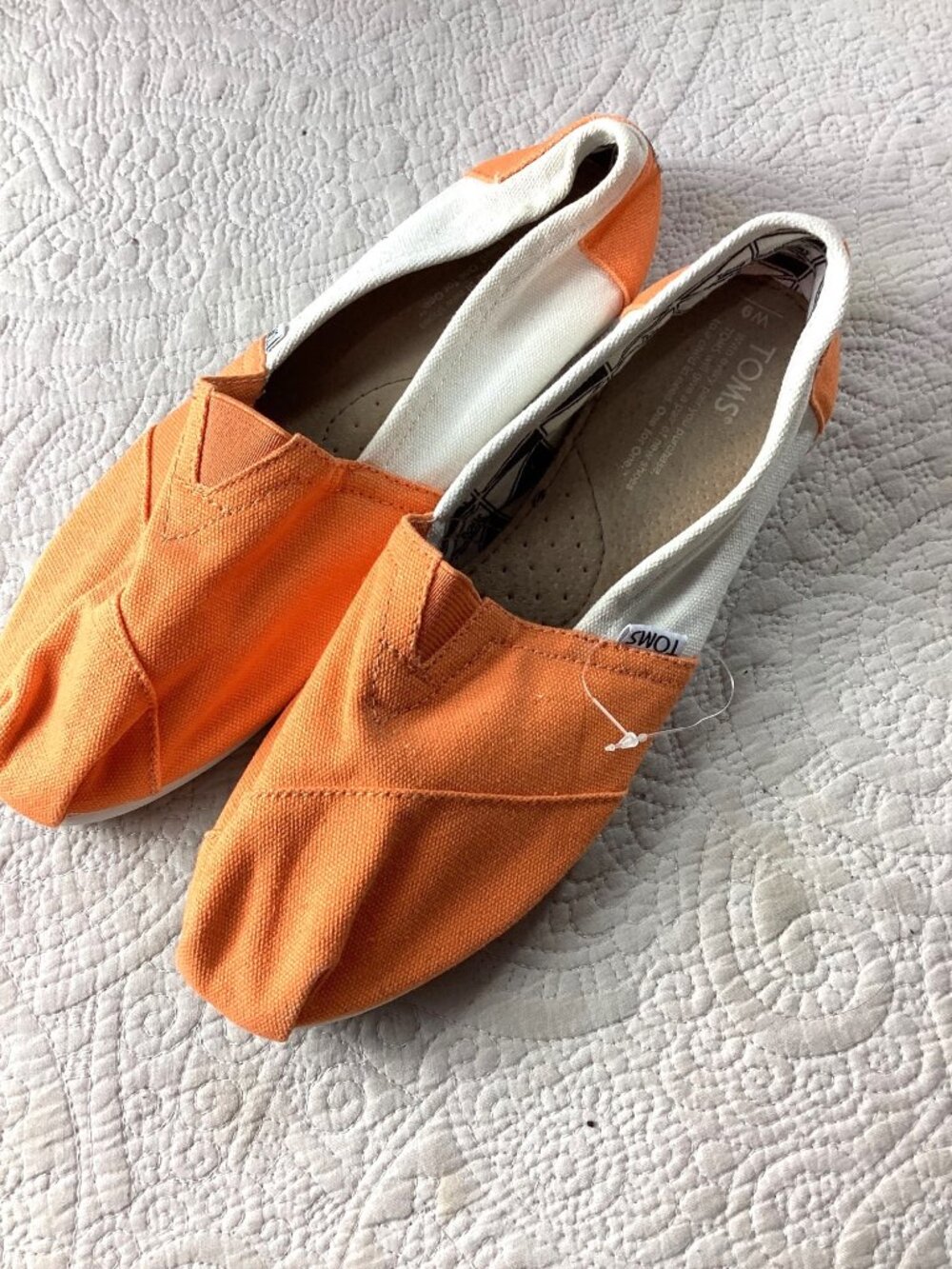 TOMS Womens 9 Orange Cream Colorblock Canvas Alpargata Slip On Flats NWOB